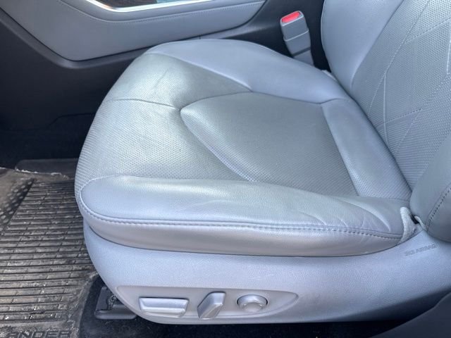 Used 2021 Gray Toyota Platinum image 23