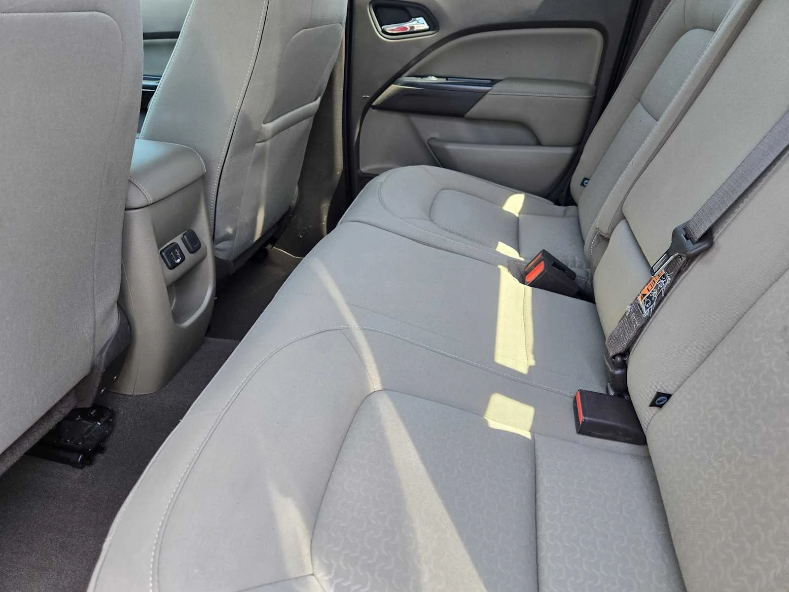 Used 2020 RED QUARTZ TINTCOAT GMC 4WD SLE image 27