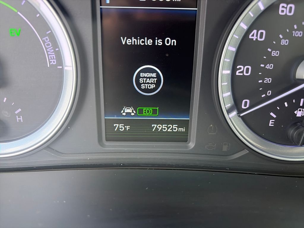 Used 2019 White Hyundai Limited image 17