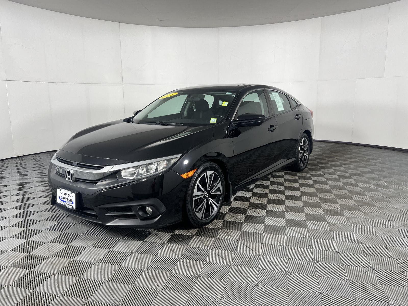 Used 2018 Crystal Black Pearl Honda EX-T image 16