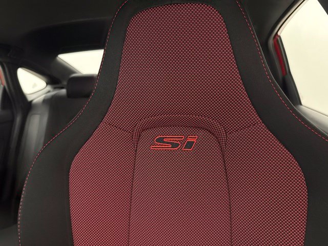 Used 2025 Rallye Red Honda  image 15