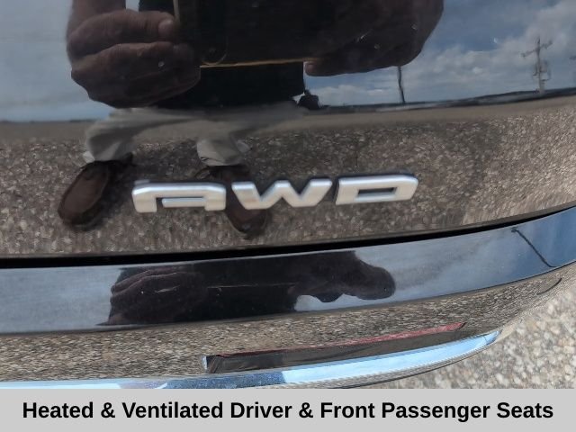 2023 GMC Acadia Denali - Photo 21
