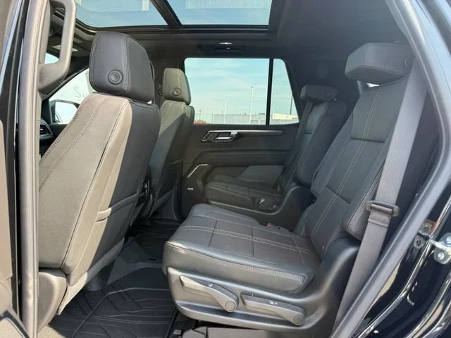 New 2026 Black Chevrolet High Country image 6