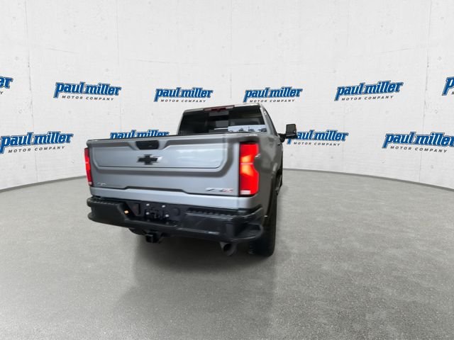 Used 2025 Gray Chevrolet ZR2 image 10