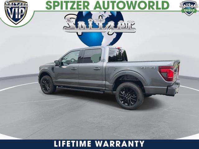 New 2026 Carbonized Gray Metallic Ford XLT image 7