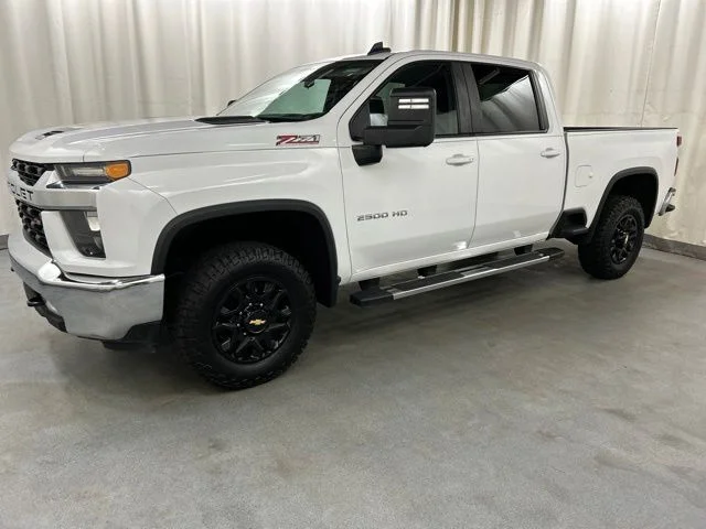 Used 2023 White Chevrolet LT image 2