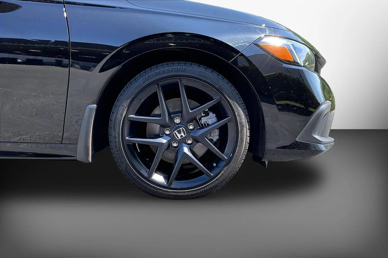 Certified Used 2022  Honda Si image 32