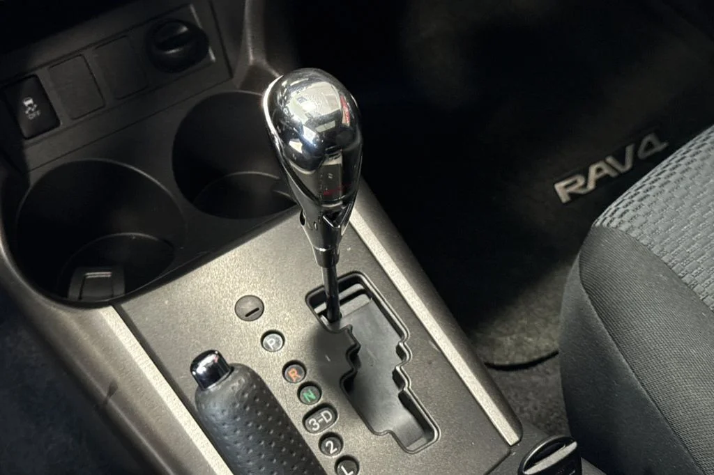 Used 2012 Silver Toyota Sport image 24