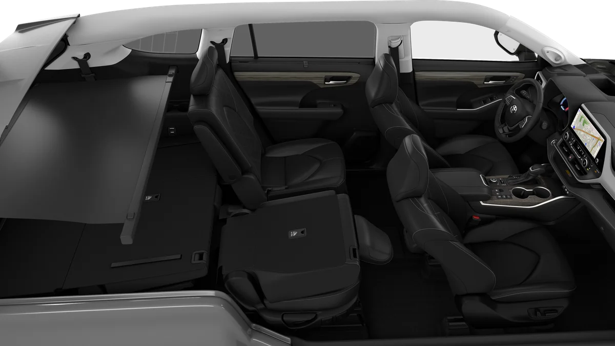 New 2026 Wind Chill Pearl Toyota Platinum image 22
