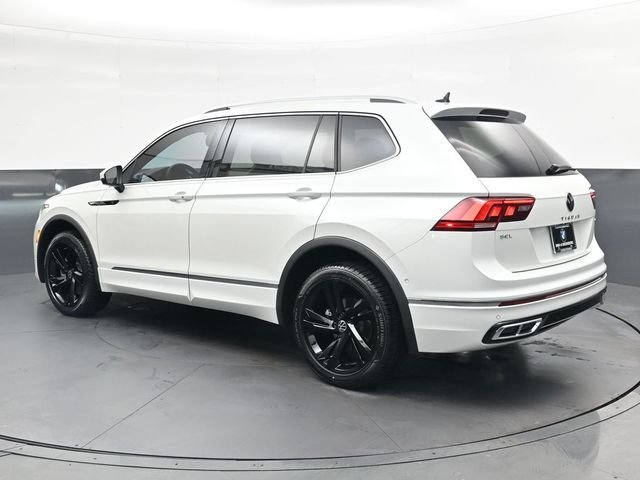 Used 2023 White Volkswagen 2.0T SEL R-Line image 6