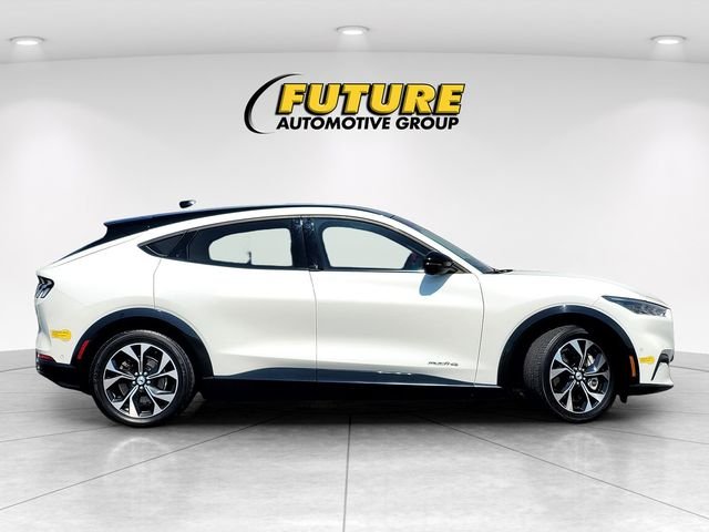 Used 2021 White Ford Premium image 3