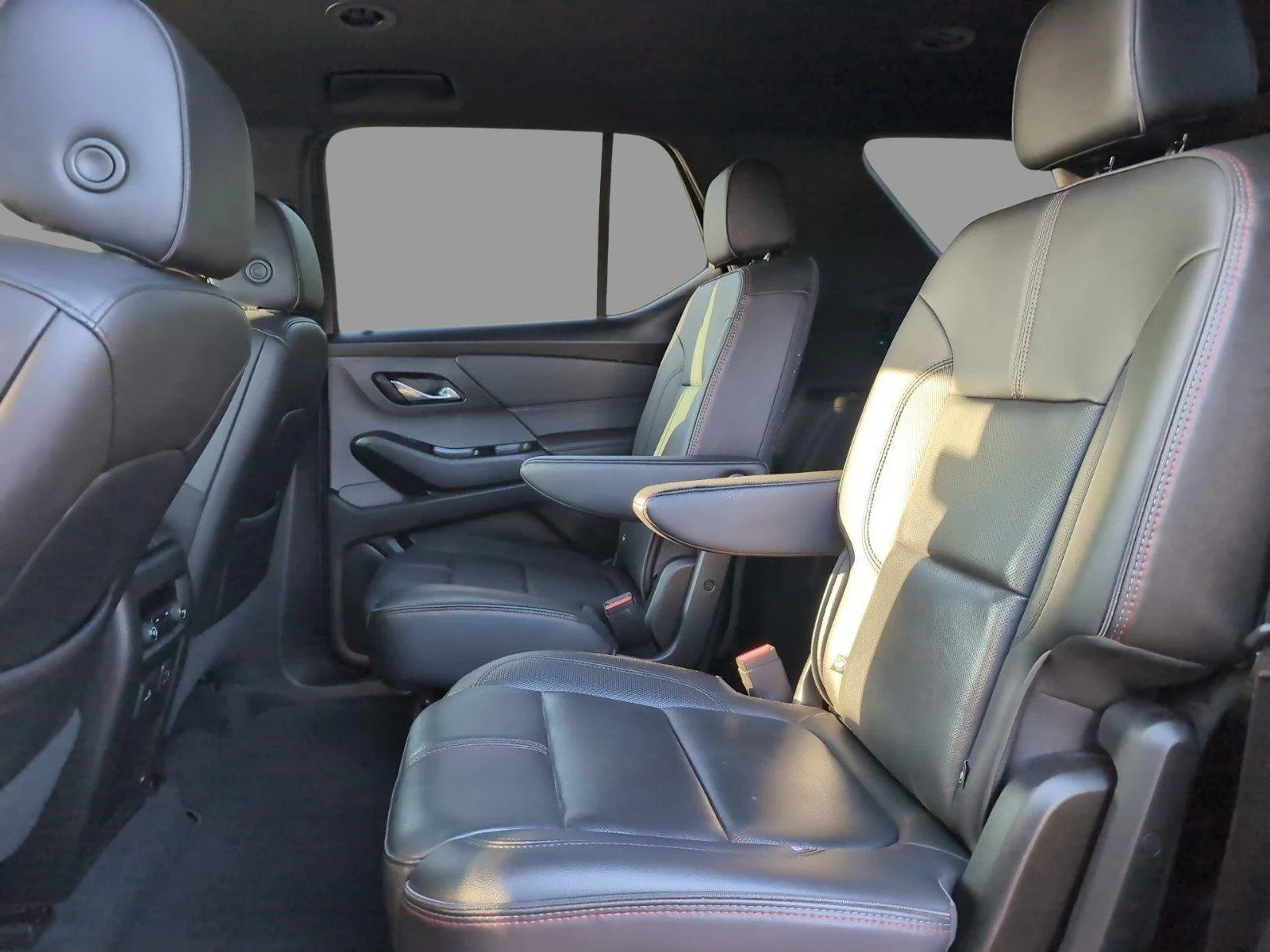 Used 2023 Sterling Gray Metallic Chevrolet RS image 35