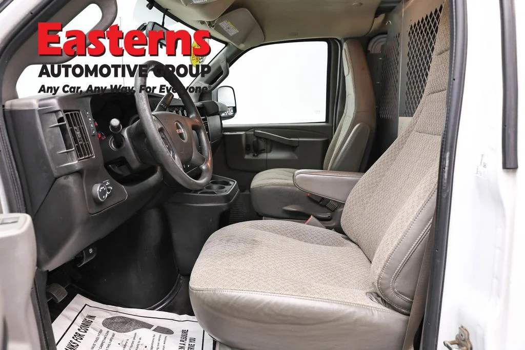 Used 2020 White GMC Work Van image 14