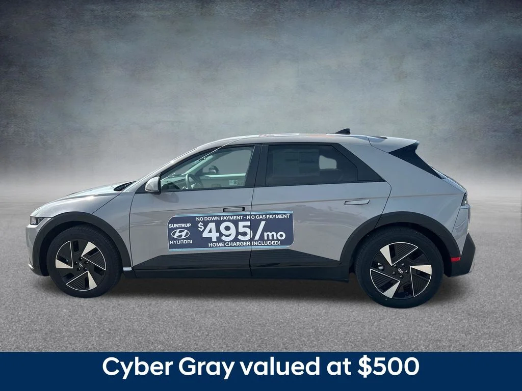 New 2025 Cyber Gray Hyundai SE image 2