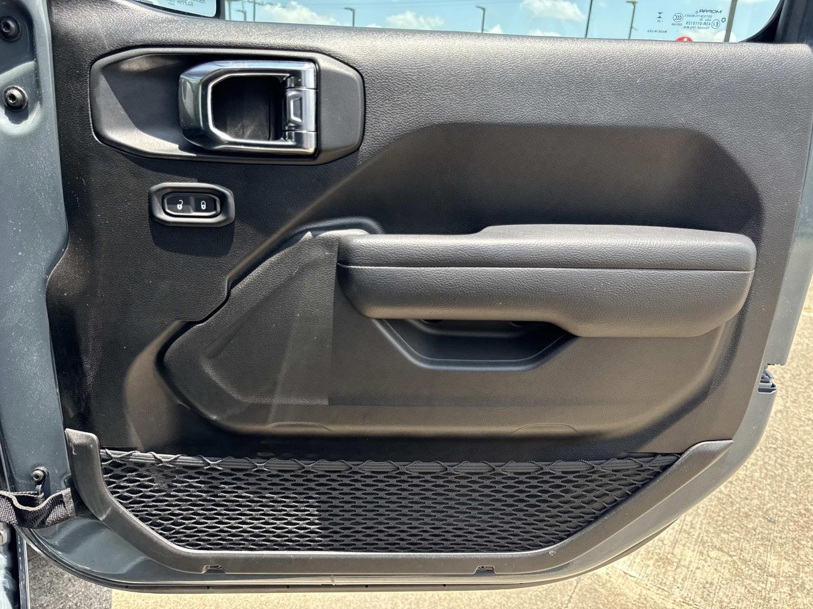 Used 2025 ANVIL CLEARCOAT Jeep Sport image 13