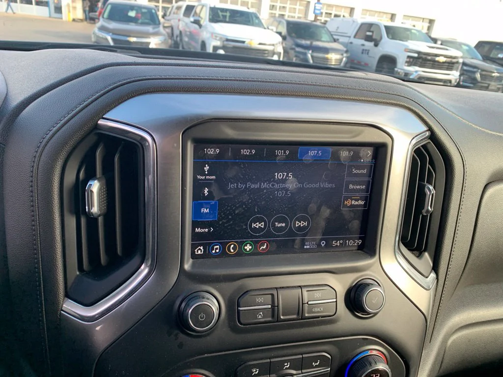 Used 2019 Blue Metallic Chevrolet LT image 14