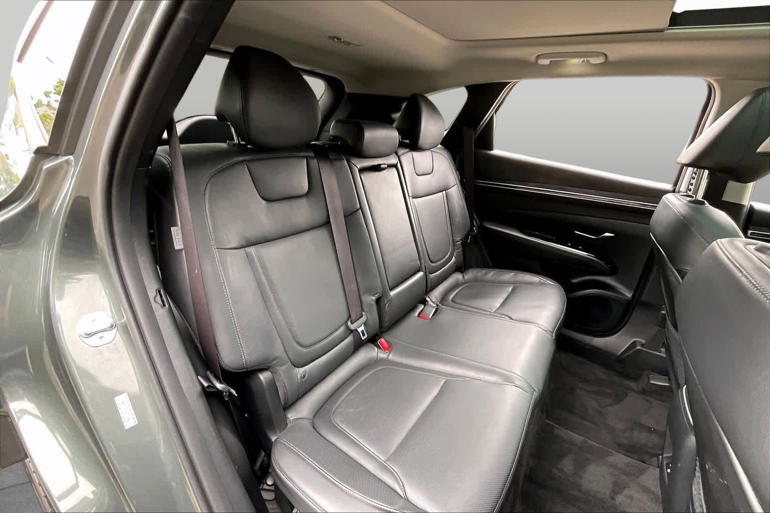 Used 2024 Amazon Gray Hyundai Limited image 19