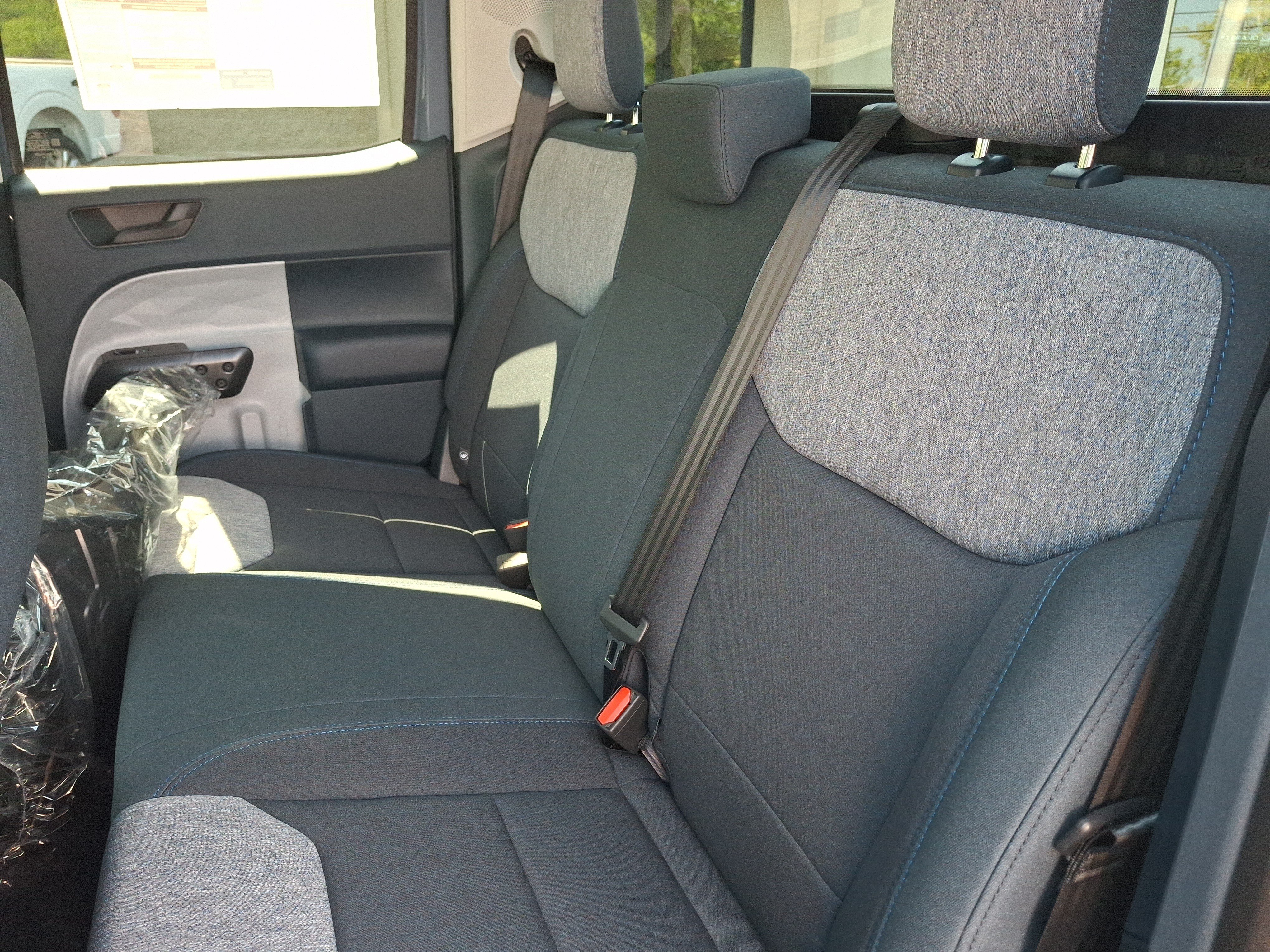 New 2026 Azure Gray Metallic Tri-Coat Ford XLT image 14