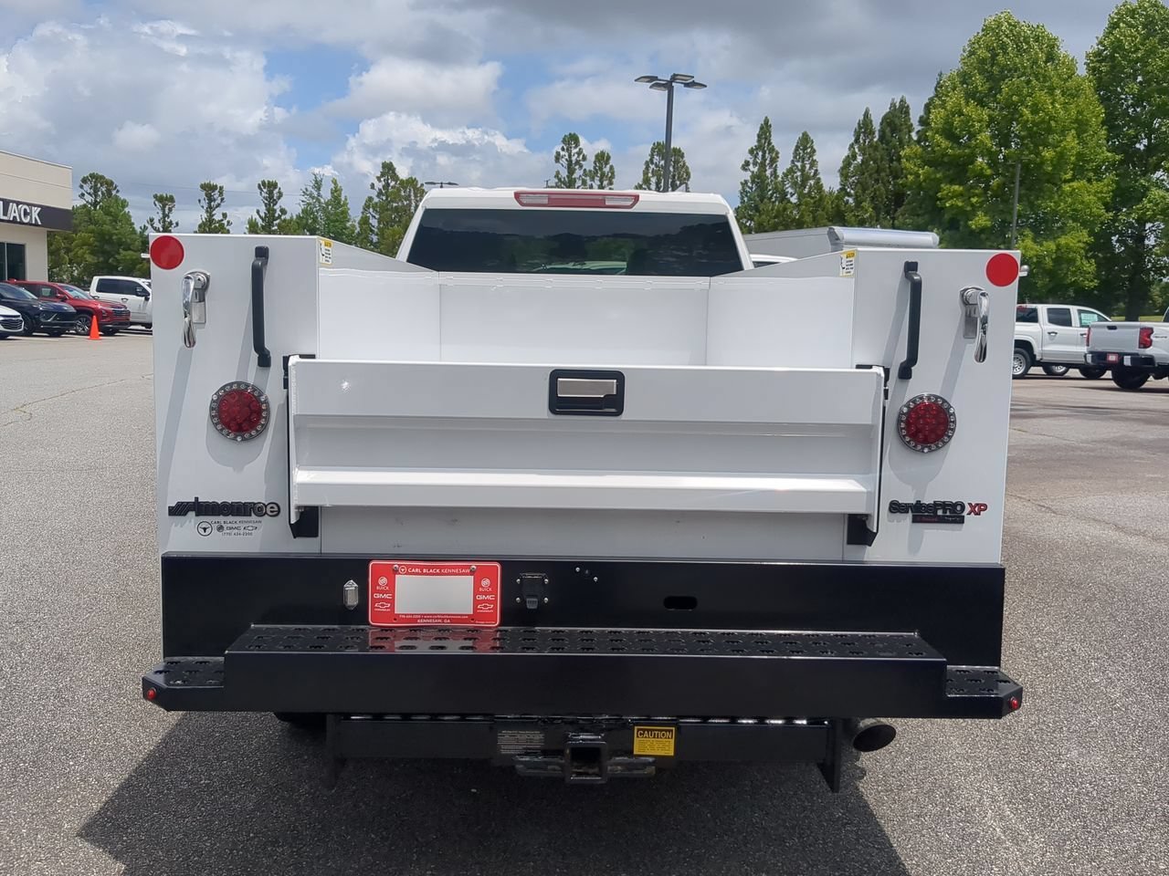 New 2026 Summit White GMC Pro image 7