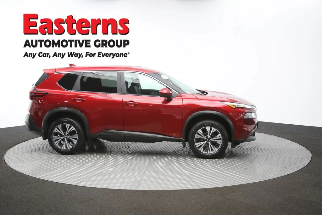 Used 2023 Red Nissan SV image 43