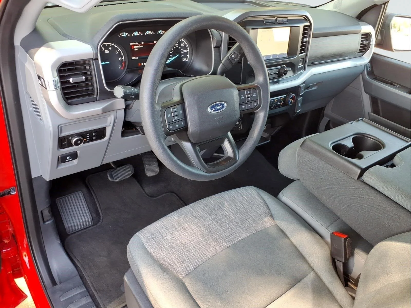 Used 2023  Ford XL image 14