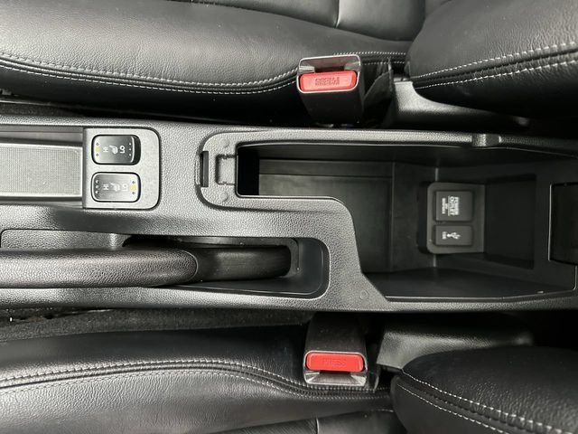 Used 2018 Silver Honda EX-L image 20