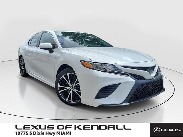 2019 Toyota Camry SE