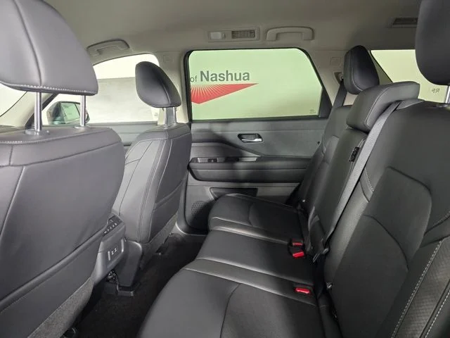New 2026 Black Nissan SL image 10