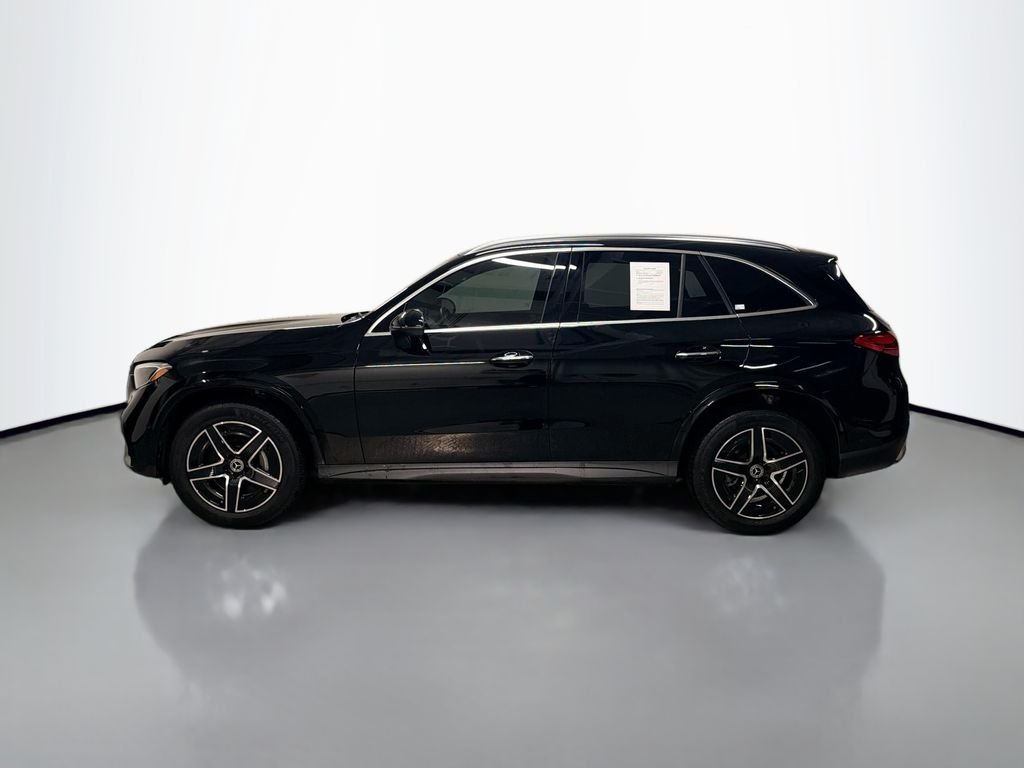 Certified Used 2026 Black Mercedes-Benz GLC 300 image 2