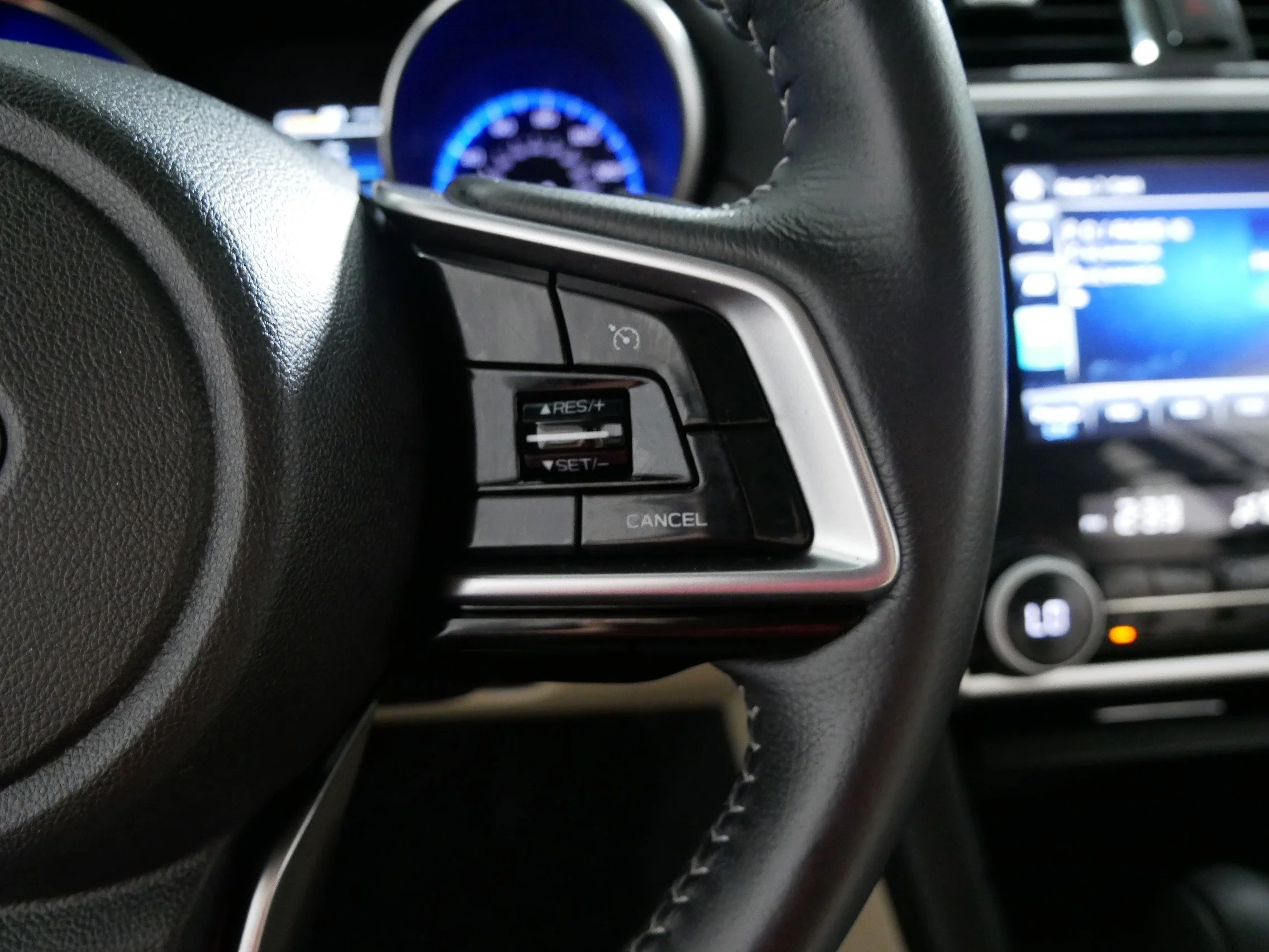 Used 2018 Tungsten Metallic Subaru Limited image 28
