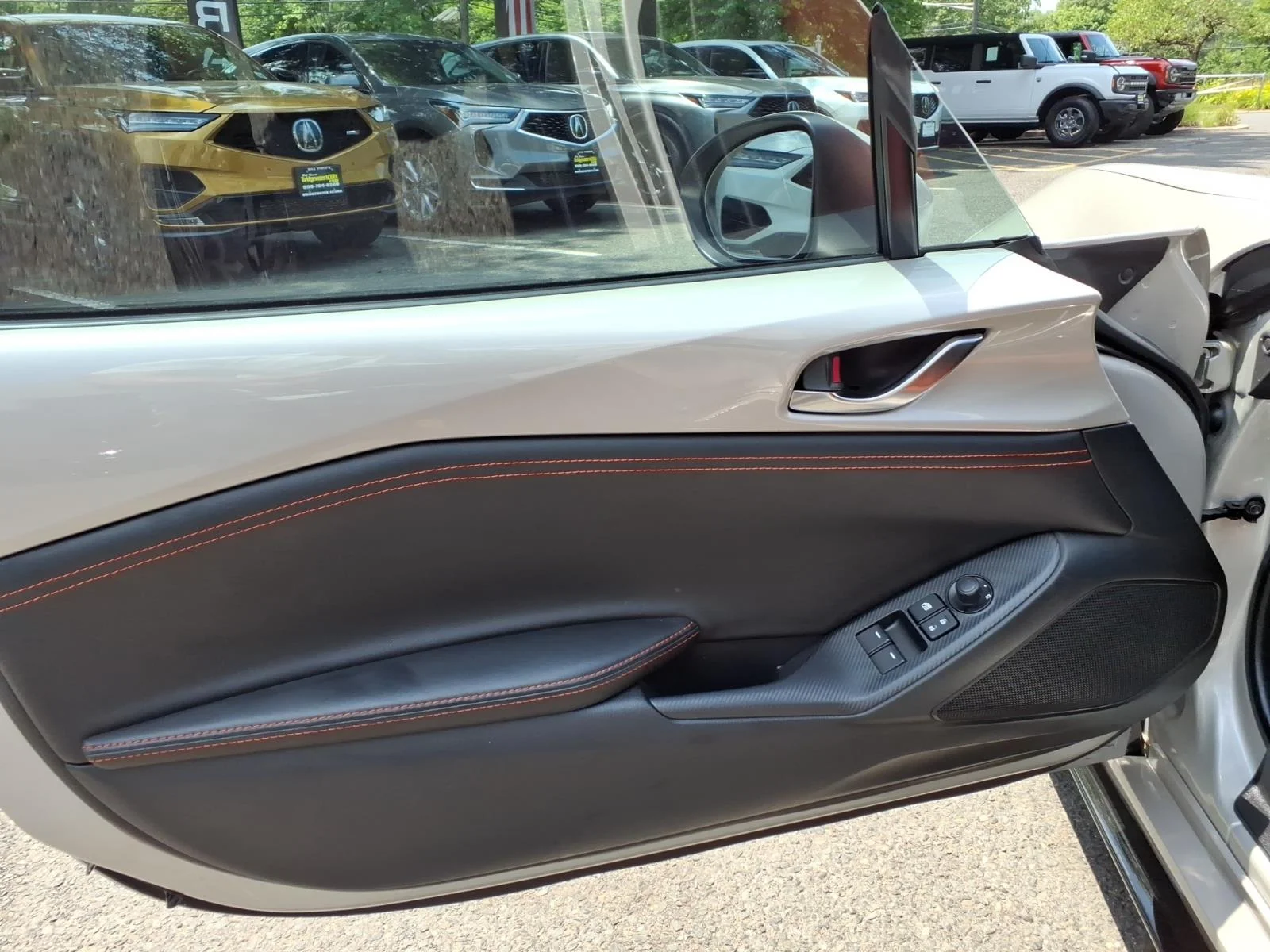 Used 2023 Zircon Sand Metallic (48t) Mazda Grand Touring image 16