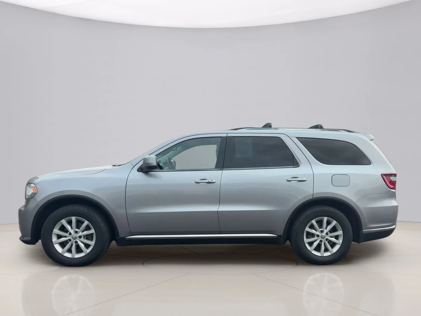 Used 2014 Silver Dodge SXT AWD image 2