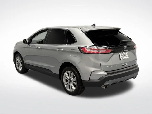 Used 2023 Silver Ford Titanium image 6