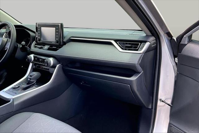 Certified Used 2022 SILVER SKY METALLIC Toyota  image 19