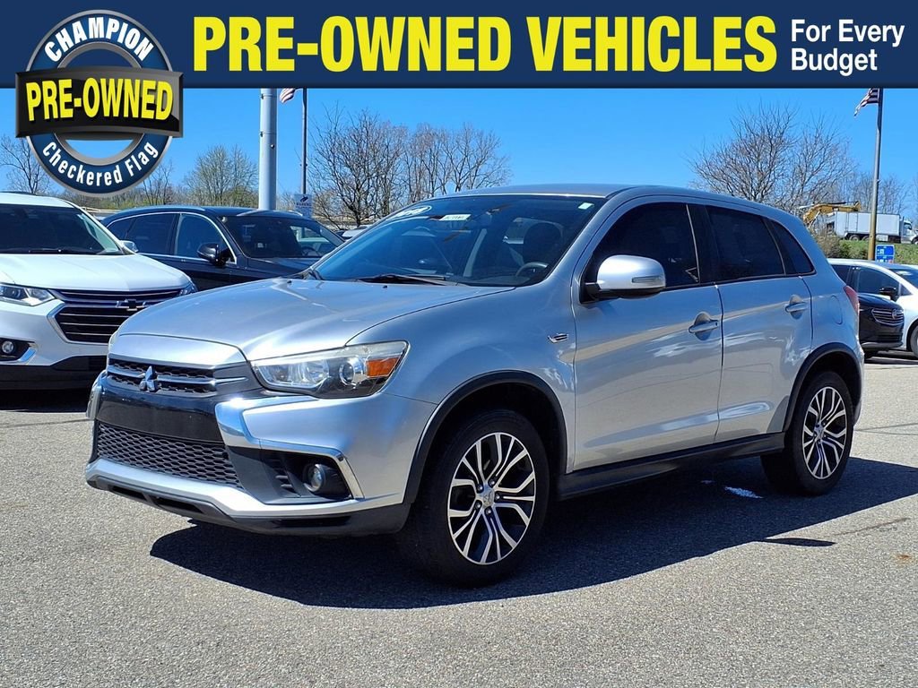 2018 Mitsubishi Outlander Sport 2.0 ES 2WD CVT's photo