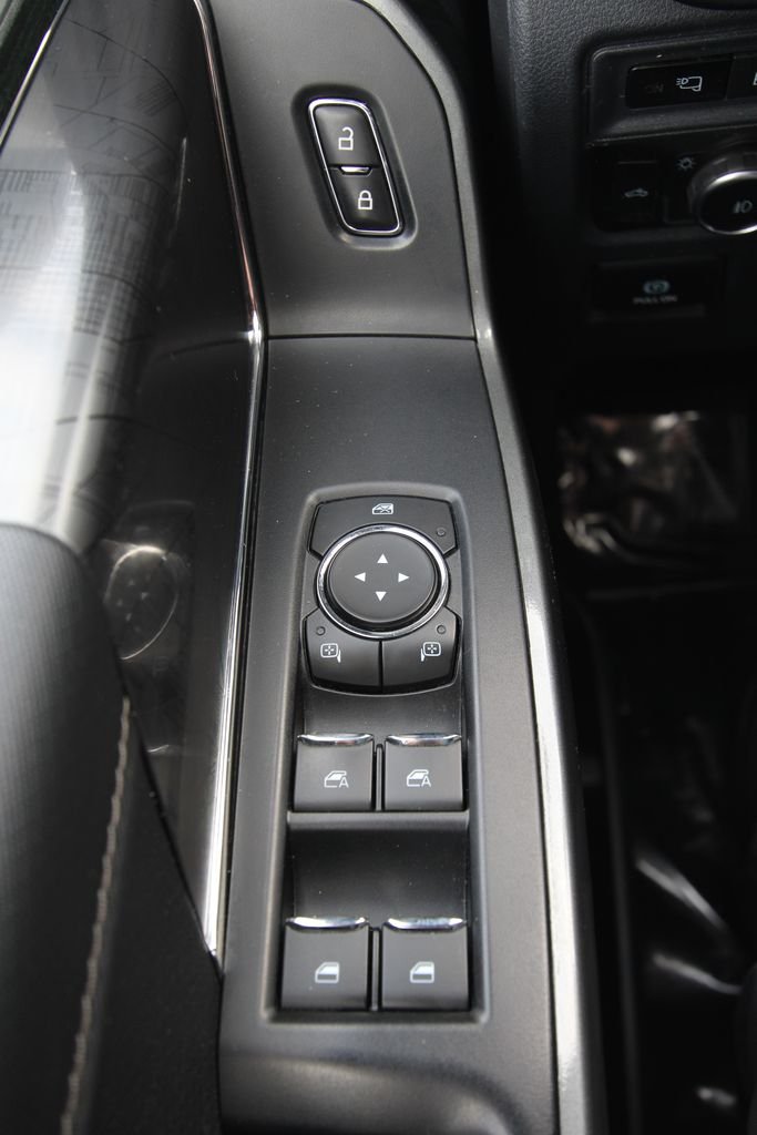 Used 2022  Ford XLT image 24