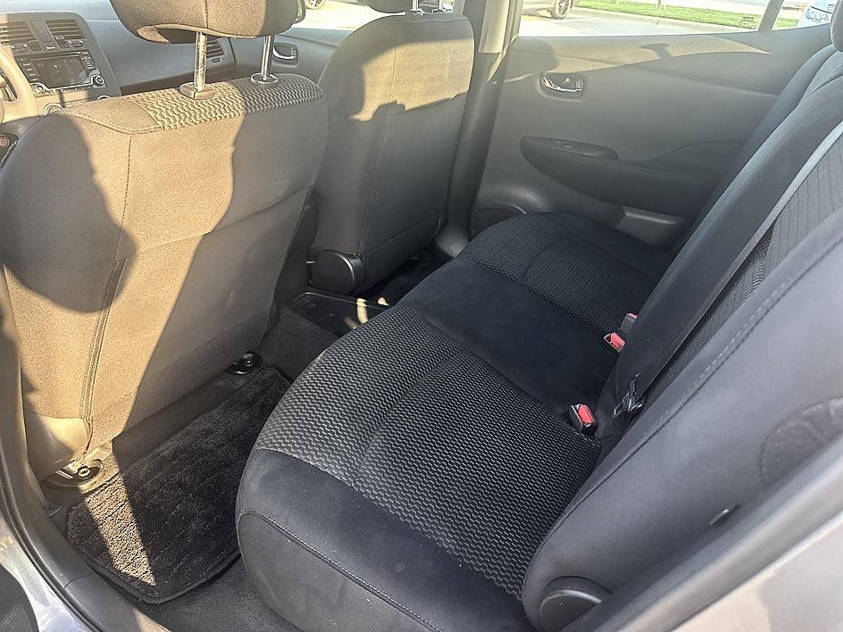 Used 2016 Gun Metallic Nissan S image 11