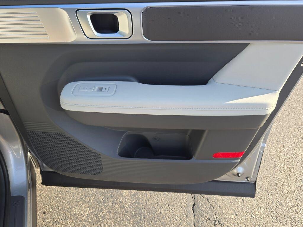 New 2026 Silver Hyundai SEL AWD image 6