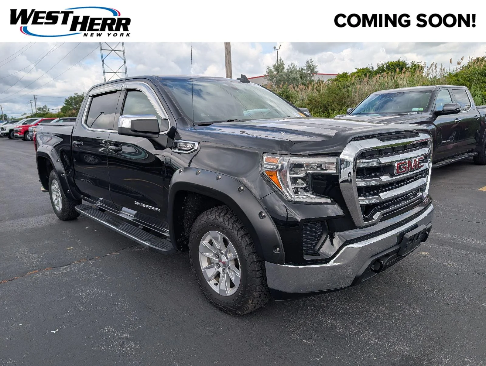 Used 2020 Onyx Black GMC SLE image 1