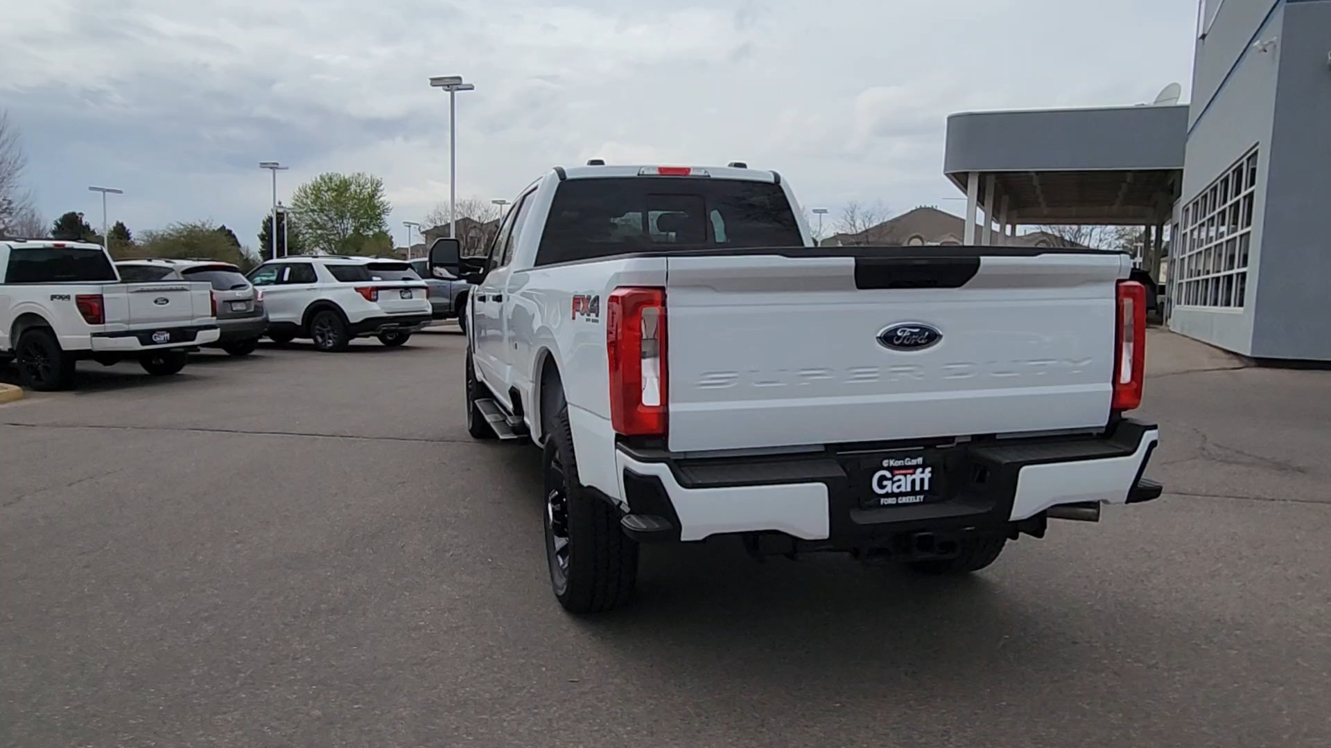 New 2026 Oxford White Ford XL image 18