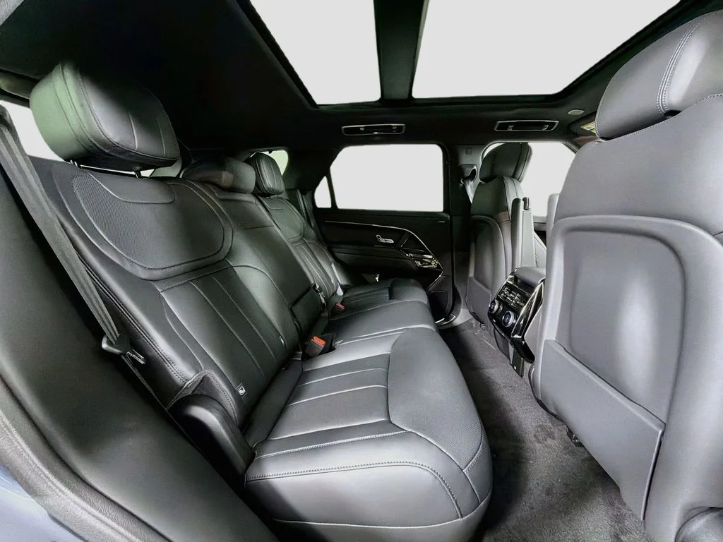 New 2026 Varesine Blue Land Rover Dynamic SE image 29
