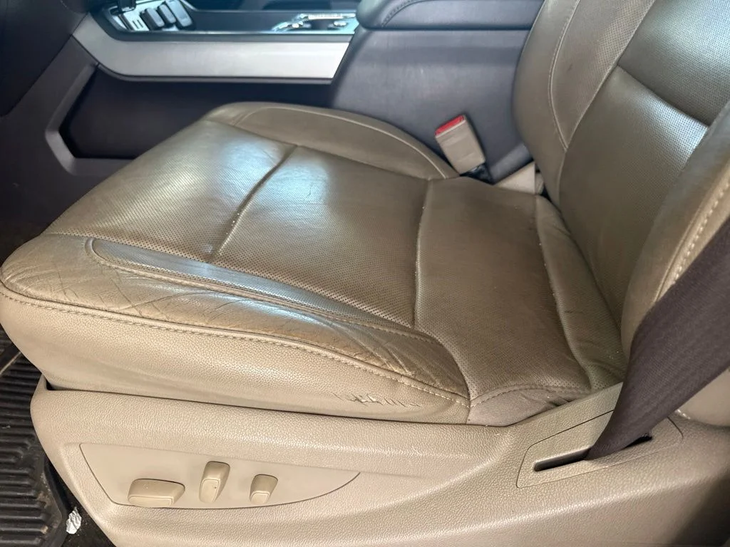 Used 2018 Summit White Chevrolet LTZ image 6