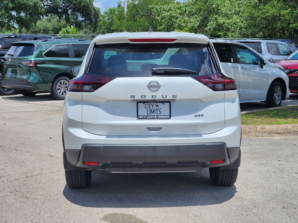 New 2026 Everest White Pearl TriCoat Nissan SV image 6
