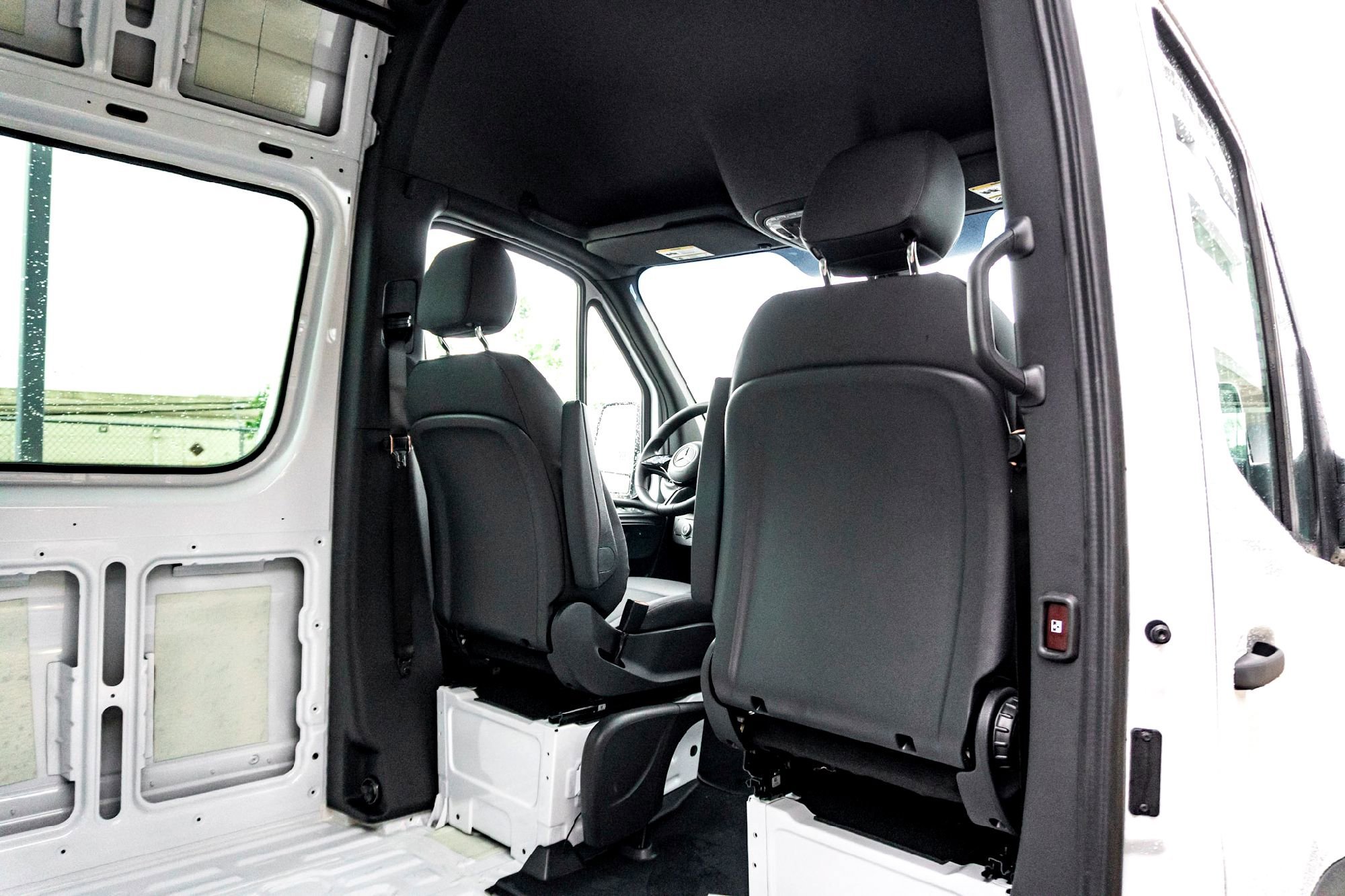New 2026 Arctic White Mercedes-Benz Cargo 170 WB image 19