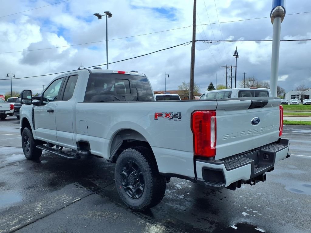 New 2026 Avalanche Ford F-250® XL image 2