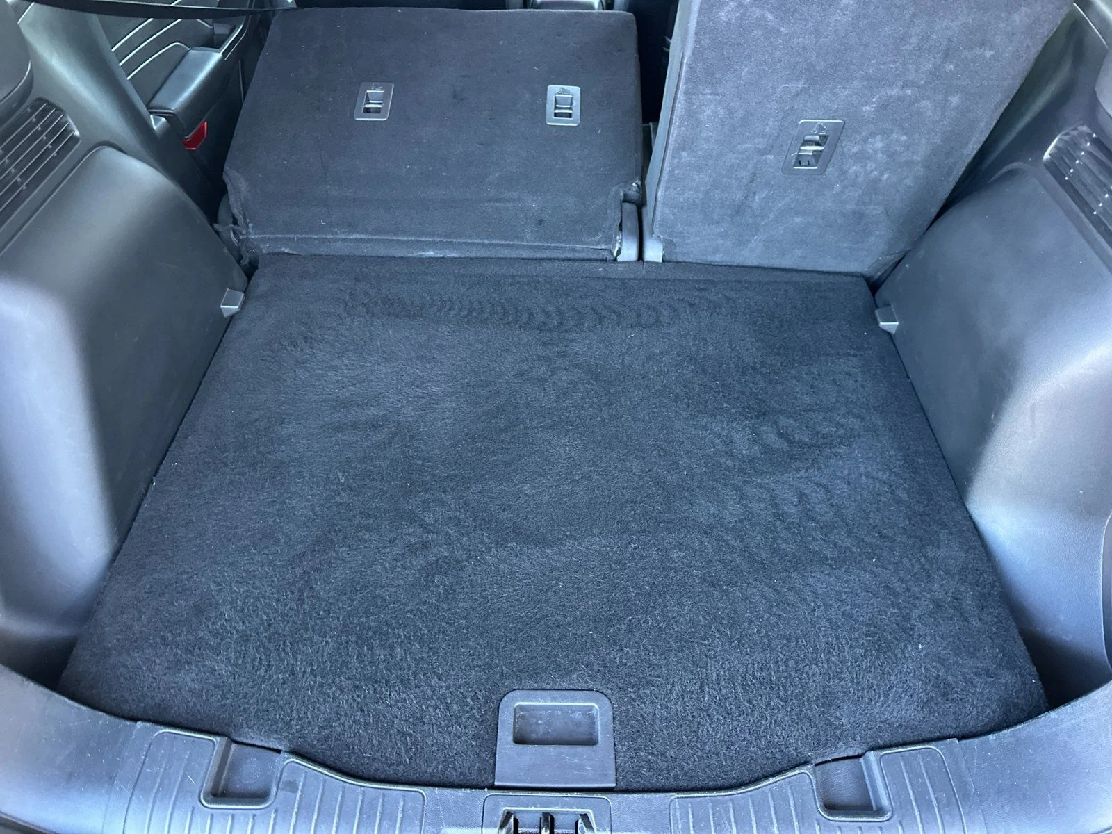 Used 2025 Gray Ford Platinum image 14