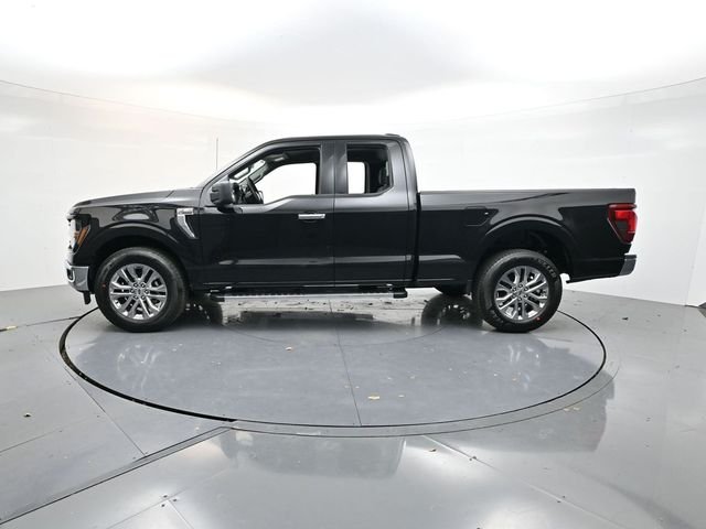 New 2026 Agate Black Metallic Ford XLT image 45