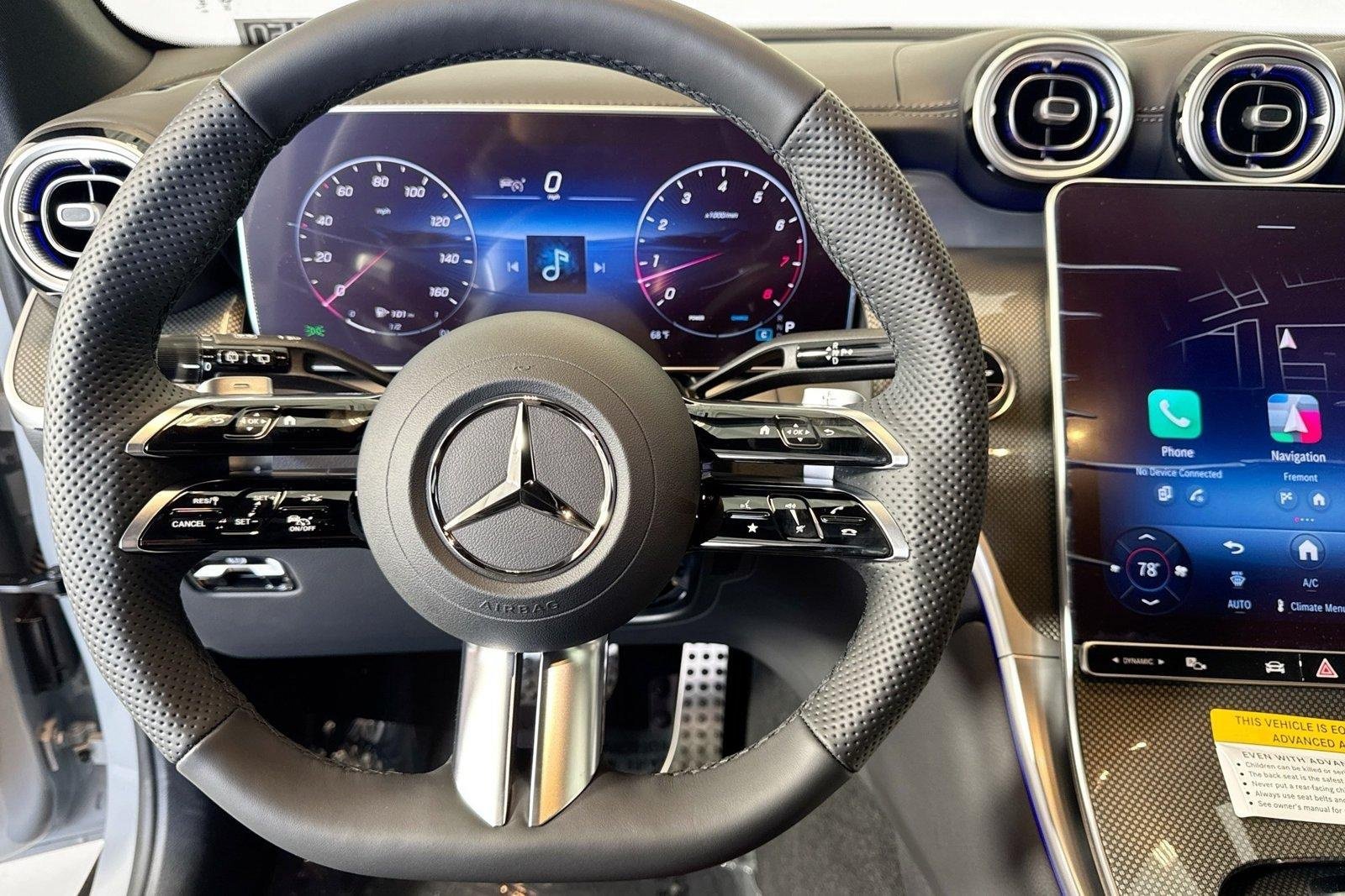 New 2026 Manufaktur Alpine Grey Mercedes-Benz GLC 300 image 11