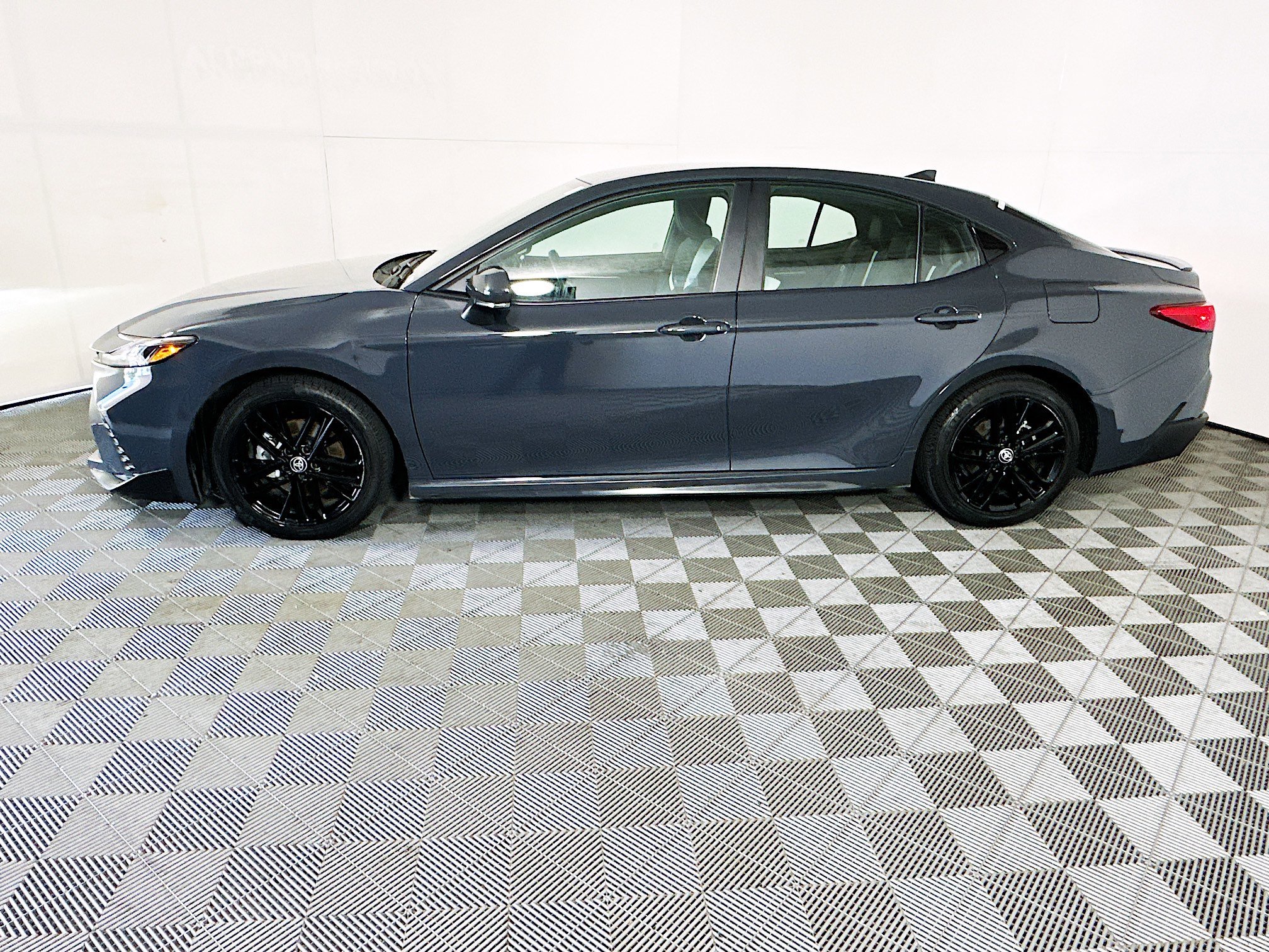 Used 2025 Underground Toyota SE image 4