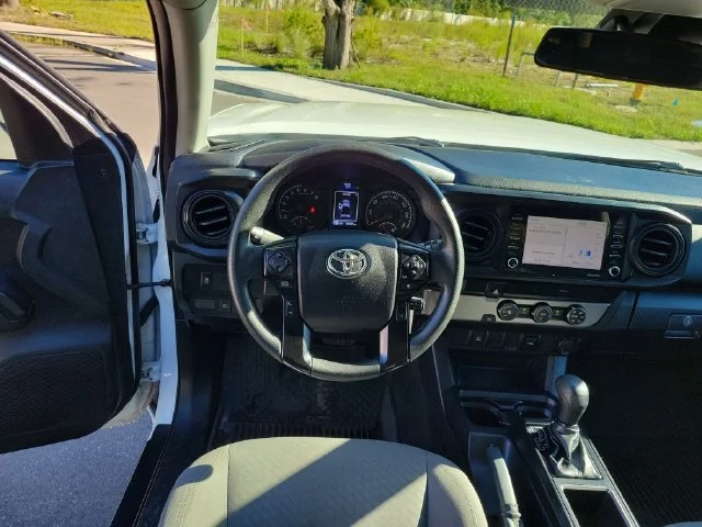 Used 2022 White Toyota SR image 9